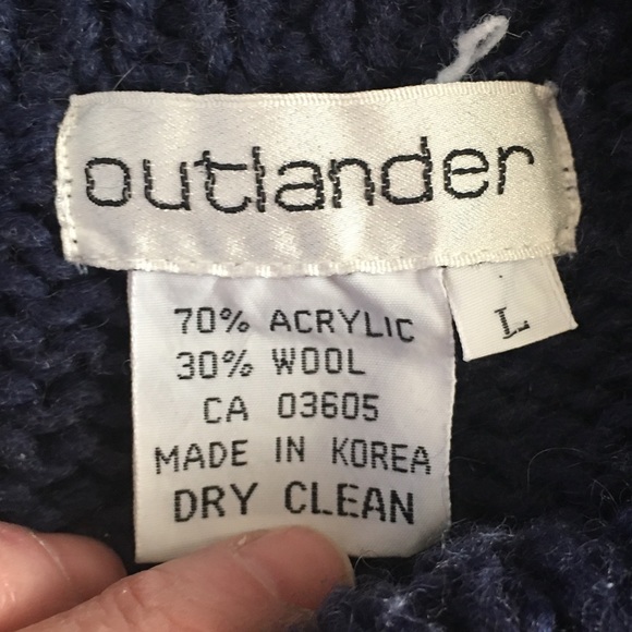 Outlander Large Pom Pom Knit Sweater - Picture 3 of 9